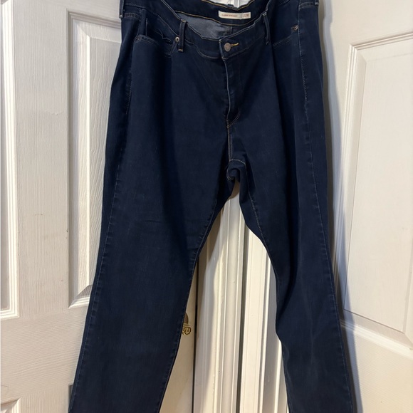 Levi's  Women’s Classic Straight Stretch Indigo Denim Jeans Size 22 W - Picture 8 of 11